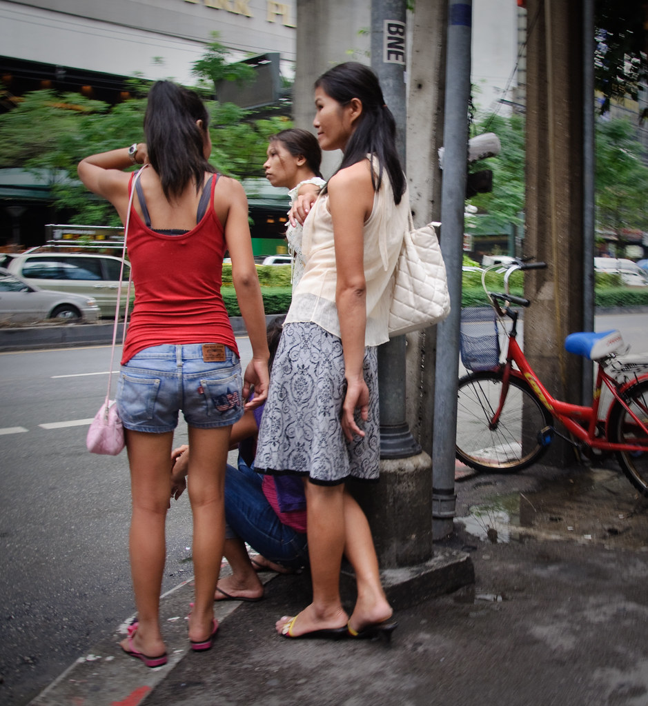  Where  buy  a prostitutes in Taphan Hin, Thailand